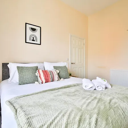 Stayright 3-Bed Home Near Central Cardiff- Sleeps 6, Twin Or King Beds Exterior photo