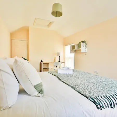 Stayright 3-Bed Home Near Central Cardiff- Sleeps 6, Twin Or King Beds Exterior photo