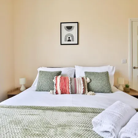 Stayright 3-Bed Home Near Central Cardiff- Sleeps 6, Twin Or King Beds Exterior photo